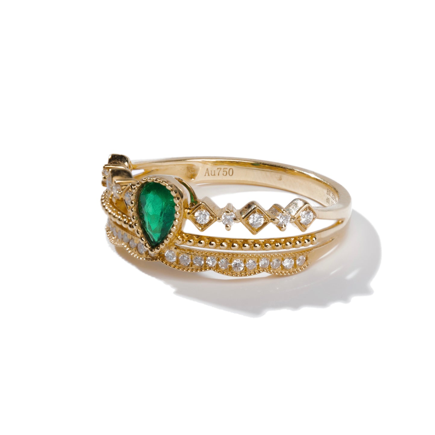 Emerald Diamond Ring - Classical Gorgeous Drop